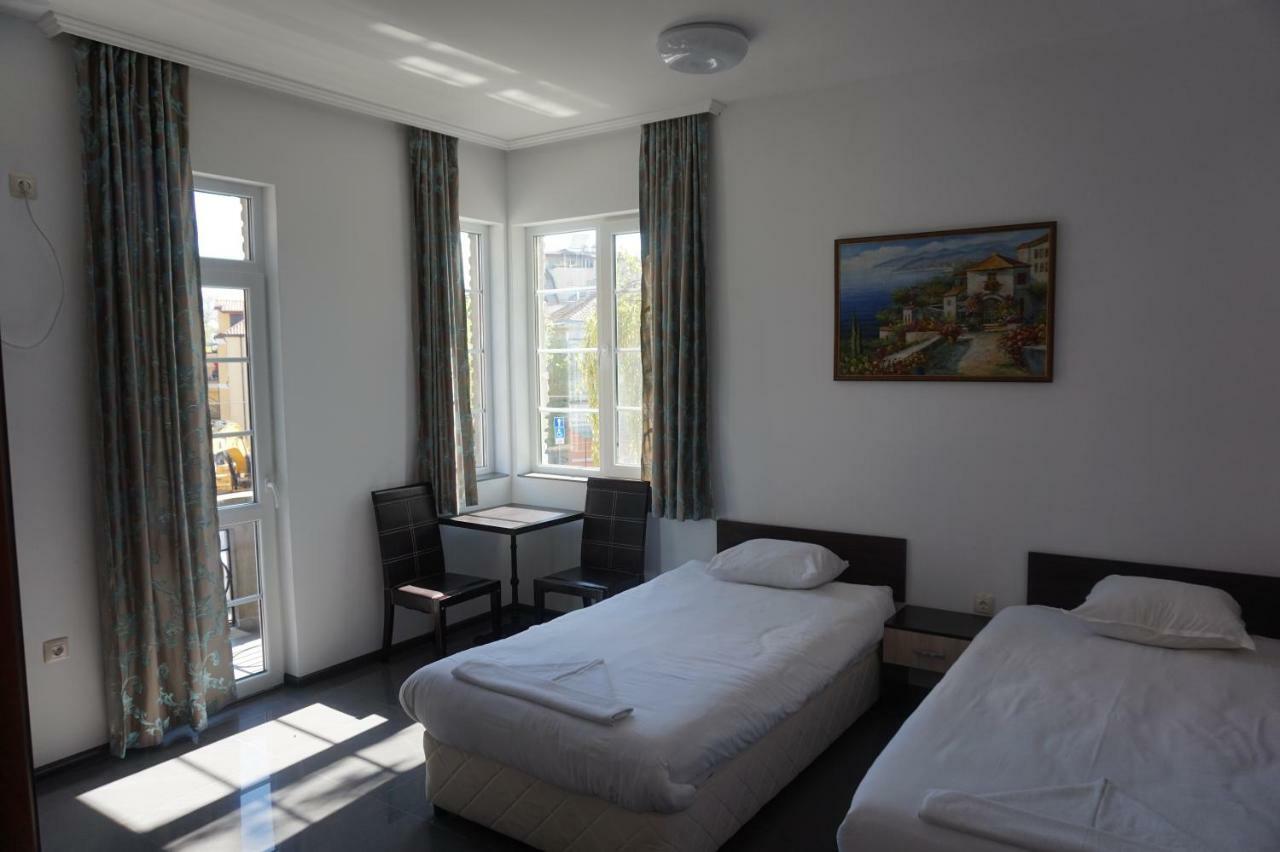 Seaside Guest Rooms Burgas Exterior photo