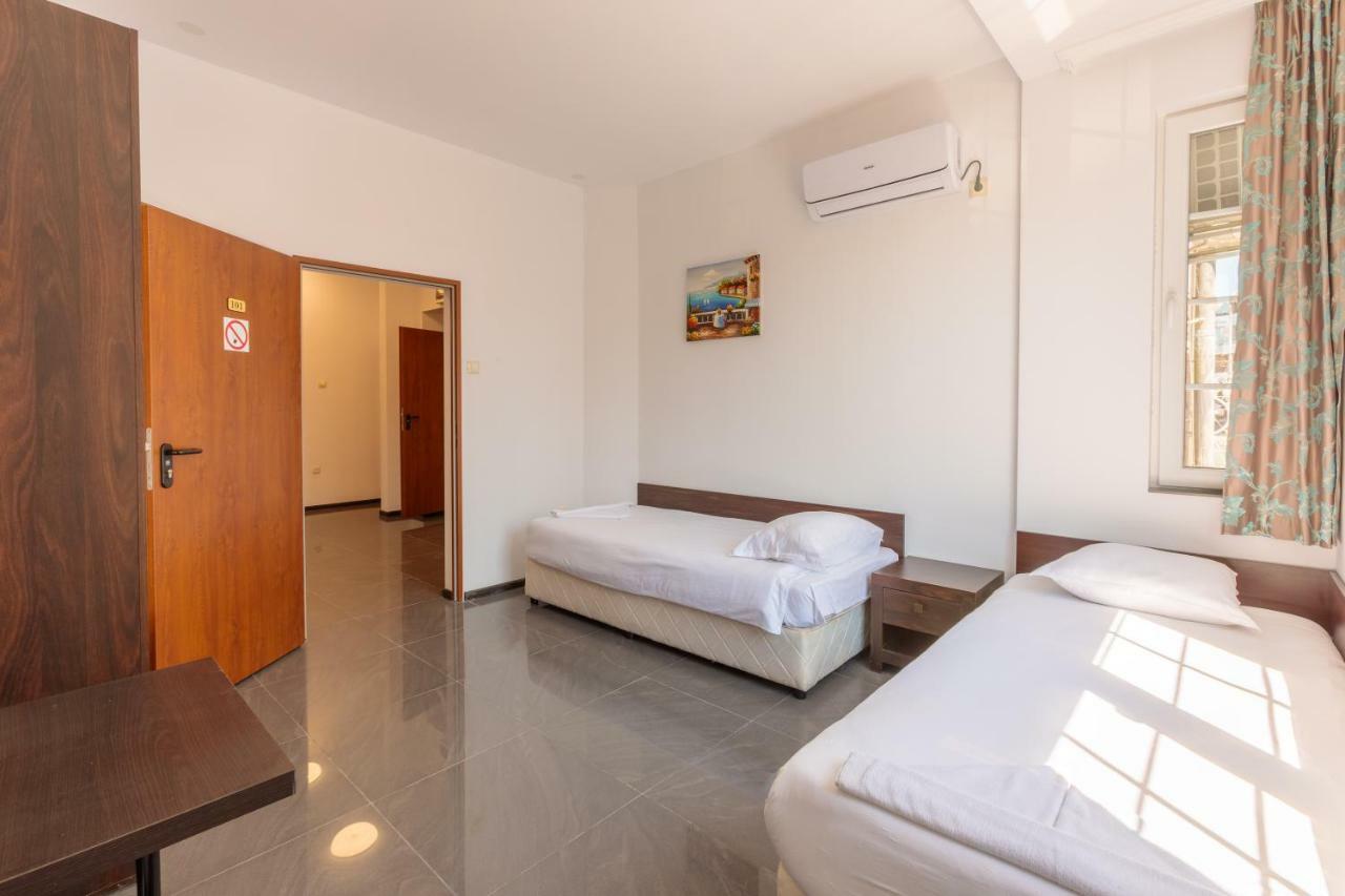 Seaside Guest Rooms Burgas Exterior photo